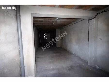 parking/box 44 m² perpignan