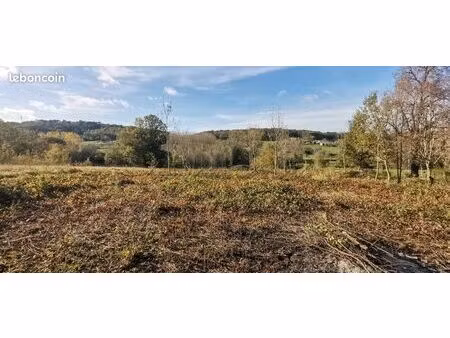 terrain 3670 m² saint-astier
