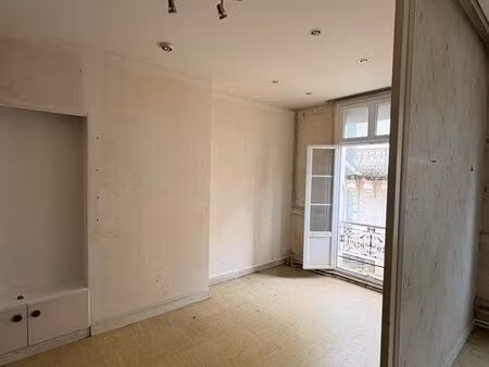 appartement à rénover  cœur de ville