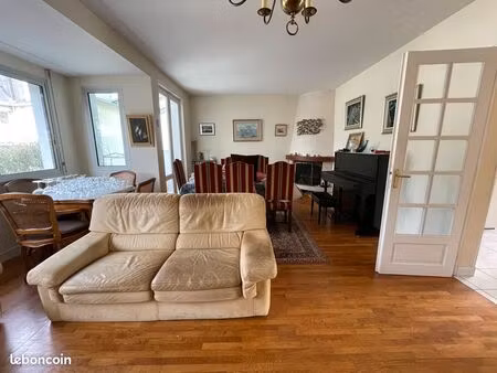 maison 6 pièces 130m2 centre ville au calme