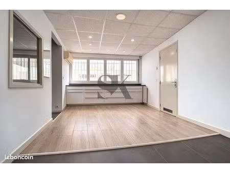 bureaux  local commercial 7079 m² marseille
