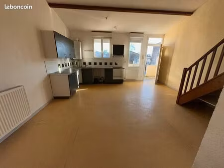 logement duplex 4 chambres 2 salles de bain 2 wc