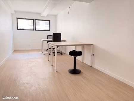 bureau en location paris 12