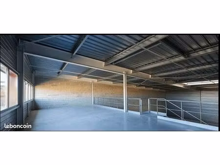 local d'activite 356 m² bourg de peage