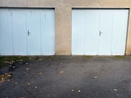 vend ou loue 2 garage