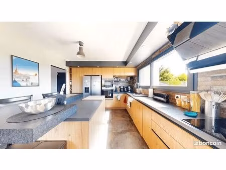 maison familiale contemporaine - 222 m2 - rt 2012 / dpe a - 6 ch