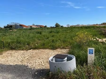 terrain 441 m² courçon