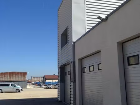 local artisan ou stockage