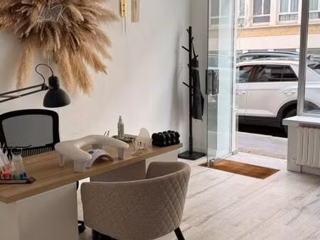 local commercial 35 m² caen