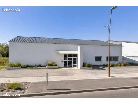 local commercial pierrelatte