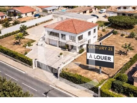 boutique 180 m² portes les valence