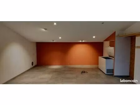 local  bureau  atelier  entrepôt