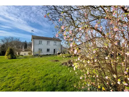 vente maison viager au boupère (85510) : à vendre viager / 125m² le boupère