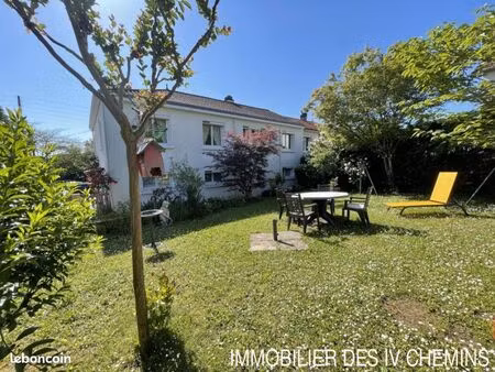maison 6 pièces 162 m²