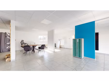 les errues menoncourt - commercial de 105m2 secteur