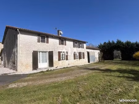 propriété 6 pièces 162 m²
