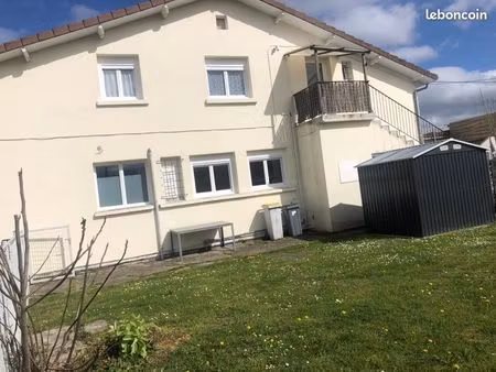 location lumineux t4 avec jardin à montaut