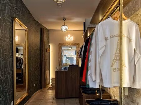 local commercial/bureau 17 m2 quartier palais de justice/poste