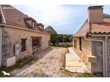 maison 6 pièces 163 m²