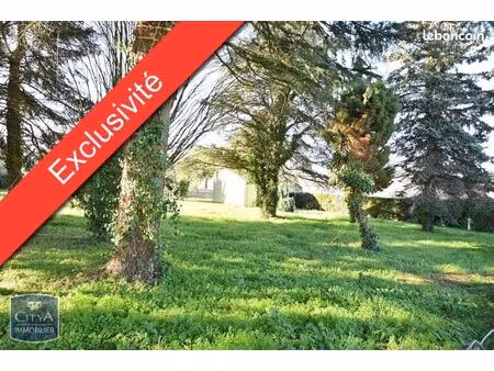 terrain 1 701 m² arvert