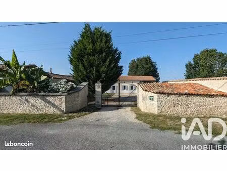 propriété 7 pièces 226 m²