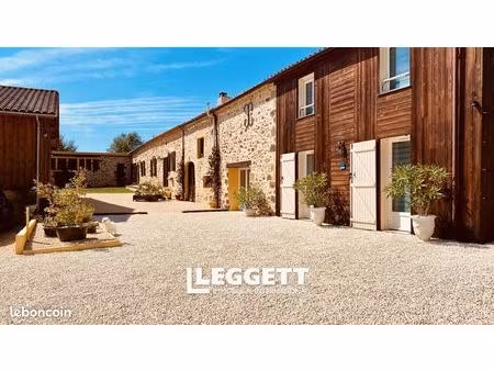 maison 10 pièces 393 m²