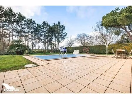 maison 5 pièces 139 m²