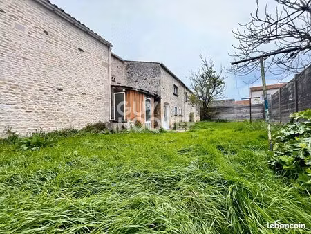 maison 10 pièces 195 m²