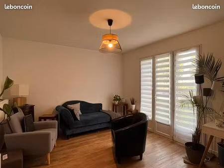 cabinet / bureau à louer