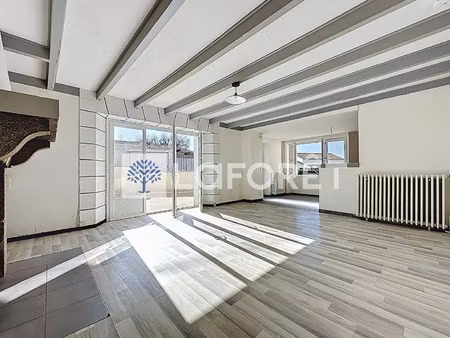 vente maison à courlay (79440) : à vendre / 97m² courlay