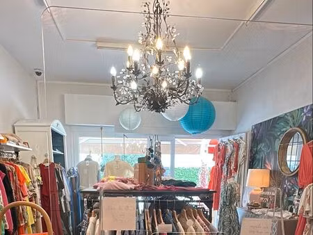 fond de commerce prêt à porter féminin