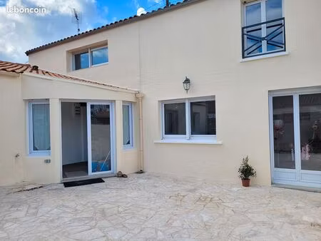 maison 4 pièces 138 m²
