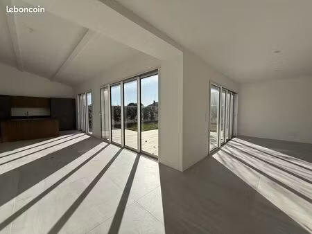 maison 6 pièces 153 m²