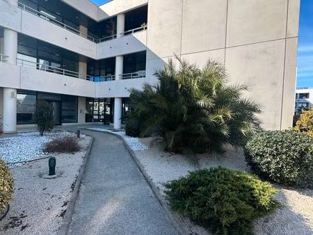 location bureau la ciotat - 180 m²