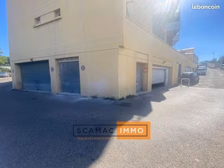 local industriel 300 m²