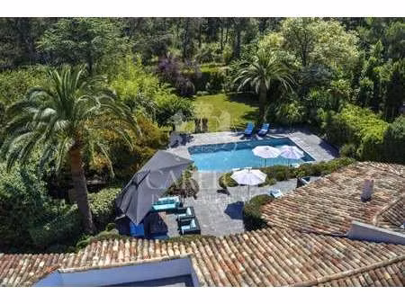 villa de luxe à louer à mougins : 10 500 €/mois | 277m²