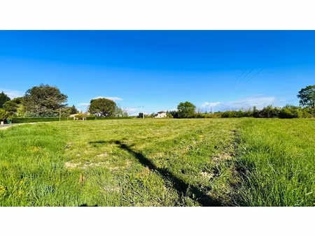 vente terrain 770 m² à cars (33390)  43 000 €