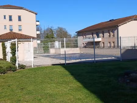 location appartement 2 pièces 32 m² à villefontaine (38090)