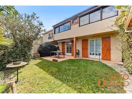 maison 6 pièces 130 m²