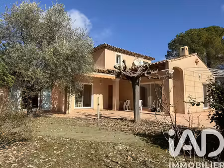 maison traditionnelle à lorgues (83510)