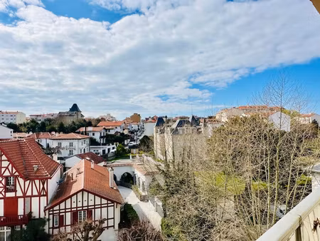 biarritz centre - t1bis - asc - balcon - vue degagee