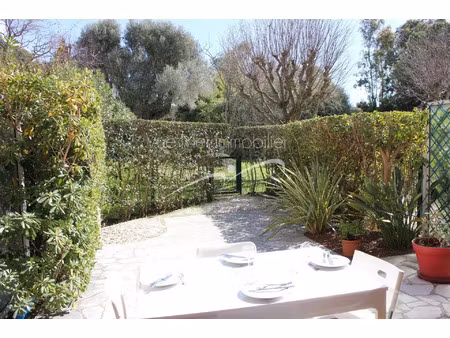 vente appartement 1 pièce 26 m² bormes-les-mimosas (83230)