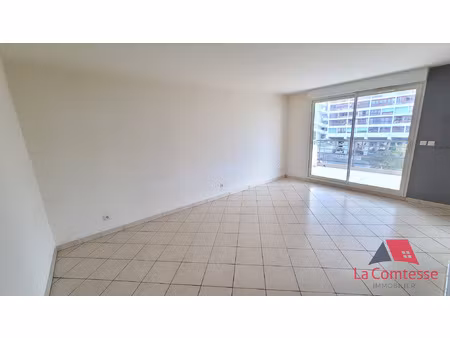 t3 terrase garage 13008 marseille