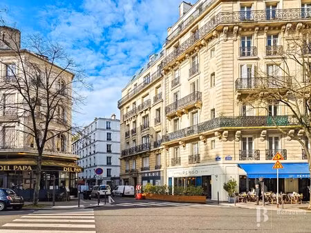paris xvi - à louer vide - beau 2 pièces de 53 60 m2 au 6e etage - rue pergolese