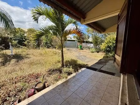 plaine saint paul local professionnel