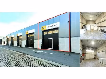 surface industrielle à louer à avenue zénobe gramme 12 wavre (vbd97776)