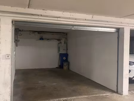 grand garage à louer – saint-cyprien av etienne billères