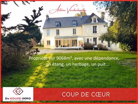 propriété de maitre  avec une dépendance en pierre  un étang  un herbage et un puit.