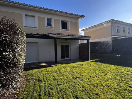 location maison 4 pièces 84 m² à galgon (33133)