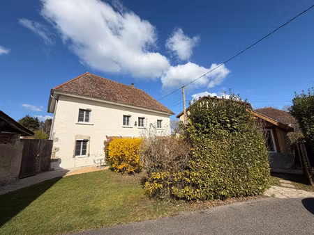 maison avec dépendances - sainte blandine - terrain 1789 m2
